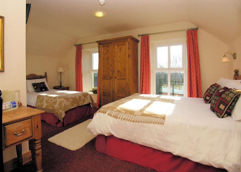 The Anvil Bar B&B Castlemaine Room photo